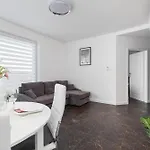 Nadbrzezna 250 M Do Plazy By Renters *