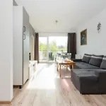 아파트 Nadbrzezna 250 M Do Plazy By Renters *