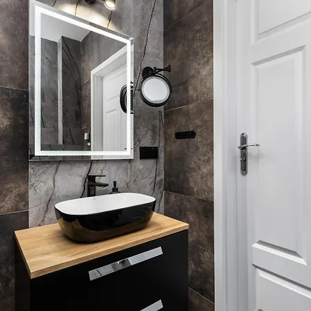 Nadbrzezna 250 M Do Plazy By Renters